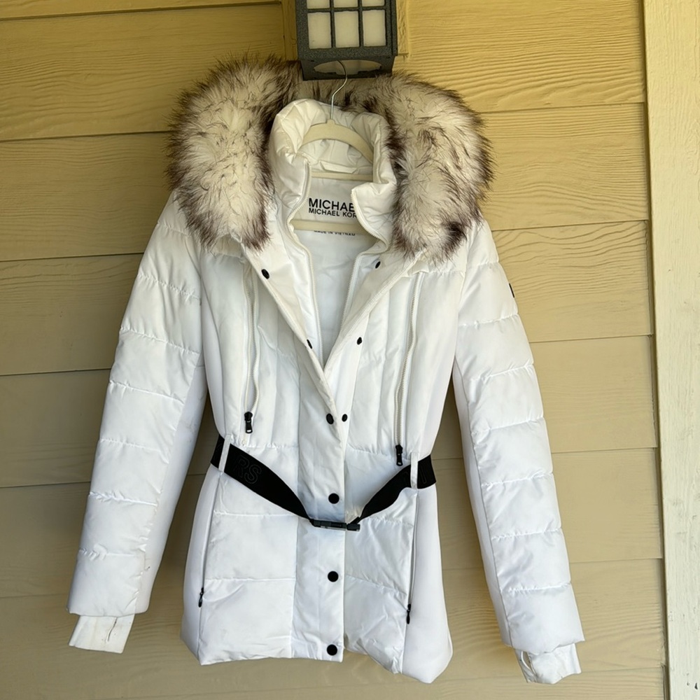 MICHAEL KORS White Rain/Snow hooded jacket